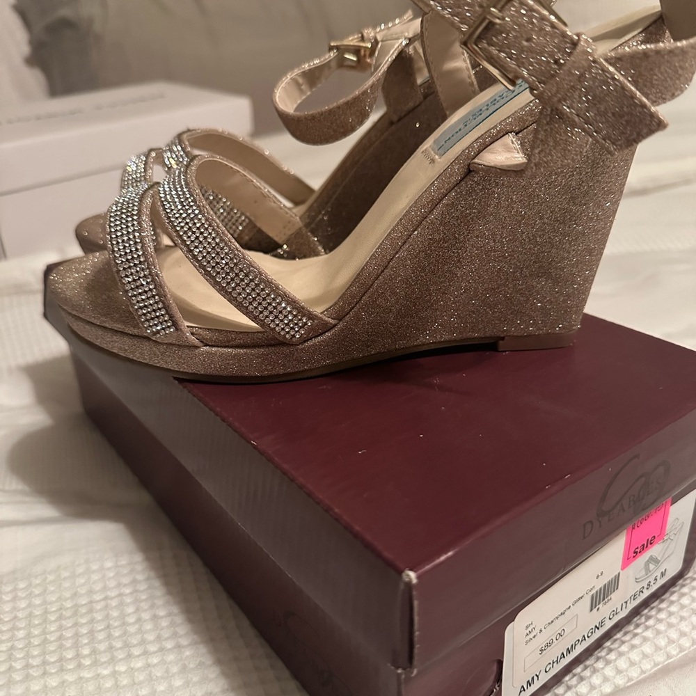 Dyeables Sparkling Champagne Wedge Sandals